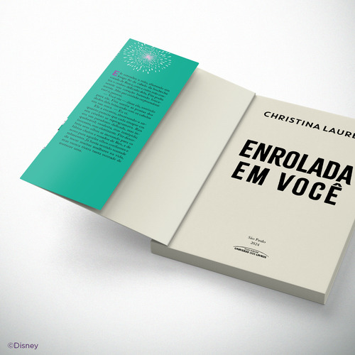 Enrolada Em Você, De Lauren, Christina. Editorial Universo Dos Livros, Capa Mole Em Português