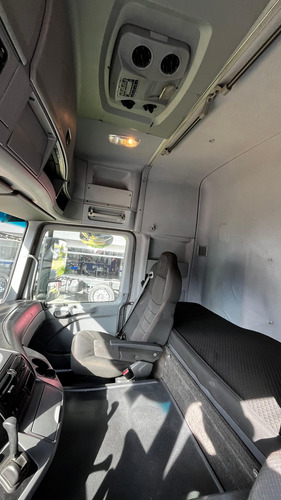 Caminhão Mercedes Actros 2651 6x4 Ano 2017/2018