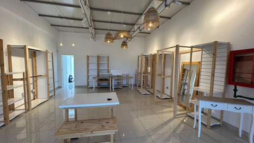 Se Arrienda Local Comercial Stripcenter Av. San Juan Machalí