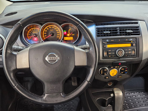 Nissan Grand Livina 1.8 SL 16V