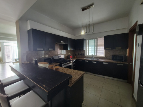 Za148 - Serralles | Pent-house Moderno En Venta | 353 M² | 4 Habitaciones | Family Room | 2 Parqueos | Ubicación Privilegiada | $350,000 Usd | #foxpiantini