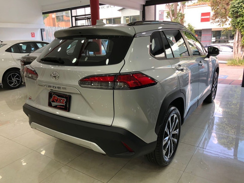 Imagen 6 de 7 de Toyota Corolla Cross
