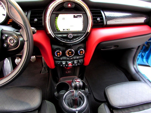 Mini Cooper Hot Chili John Cooper Works Std 2017
