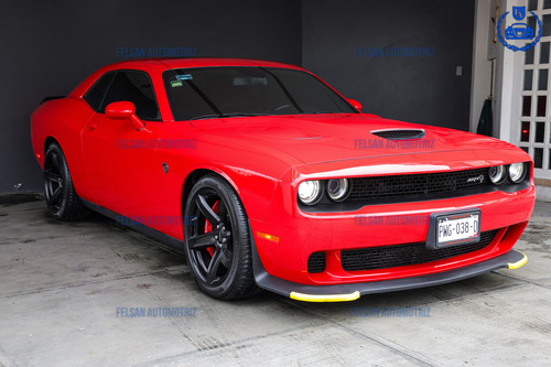 Dodge Challenger 6.2 Srt Hellc At