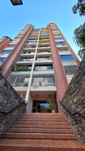 Espectacular Pent House En Santa Paula En Venta. Ch.