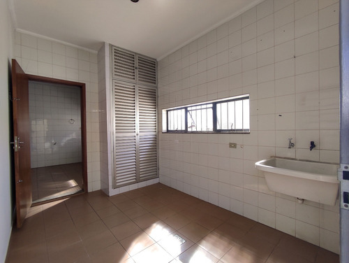Imagem 15 de 26 de Casa À Venda, 3 Quartos, 2 Suítes, 4 Vagas, Vila São Pedro - Americana/sp - 22469