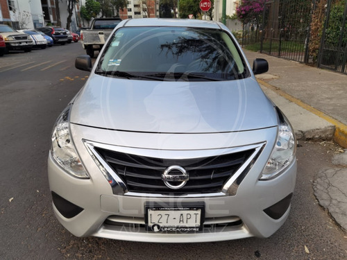 Nissan Versa 1.6 Drive At 2017