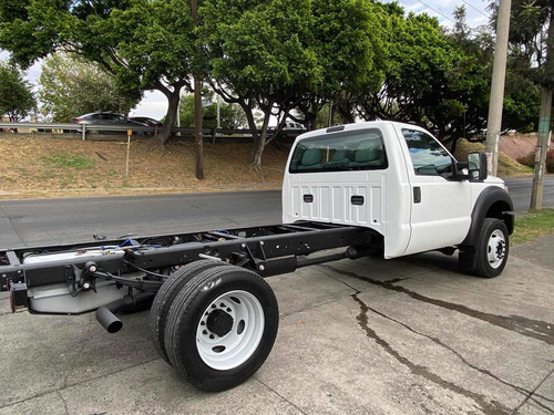 Ford F-450 6.8 Xl At 2015
