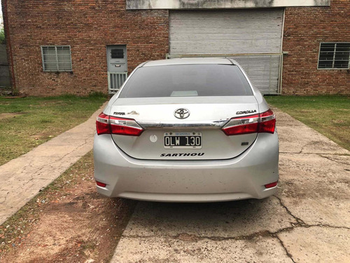Imagen 6 de 14 de Toyota Corolla 2014 1.8 Xli Cvt 140cv