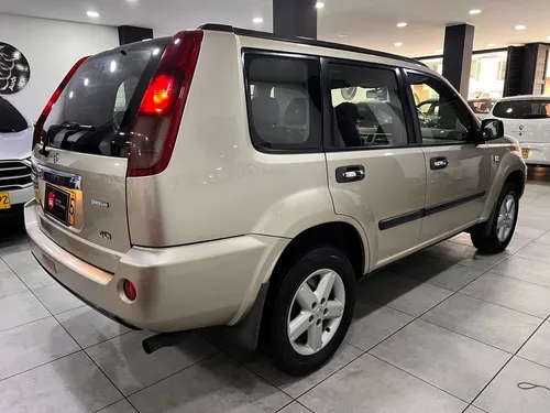 Nissan Xtrail 2.2 S Basica
