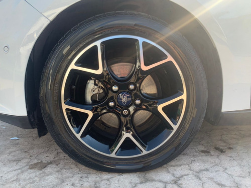 Imagen 18 de 18 de Ford Focus 4p 2.0l N Mt Titanium