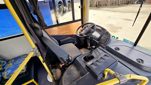 Urbano Comil Svelto Mercedes Benz Of1721 2014 37l