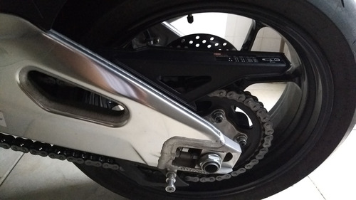 Imagen 7 de 9 de Aprilia Touno V4 1100 Rr