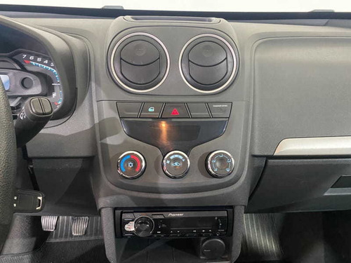 Imagem 8 de 13 de Chevrolet Montana 1.4 Ls 8v Flex 2p Manual