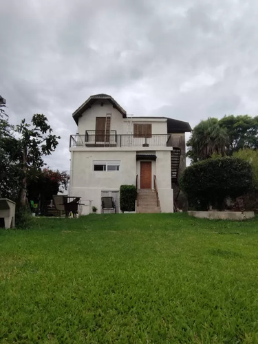 Venta Casa 5 Dormitorios Sayago Con Barbacoa Y Galpón