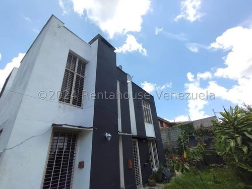 La Union Acogedora Casa En Venta Calle Cerrada Vi  Mls #24-17441