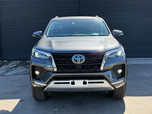 Toyota Hilux SW4 2.8 Srx 177cv 4x4 7as At
