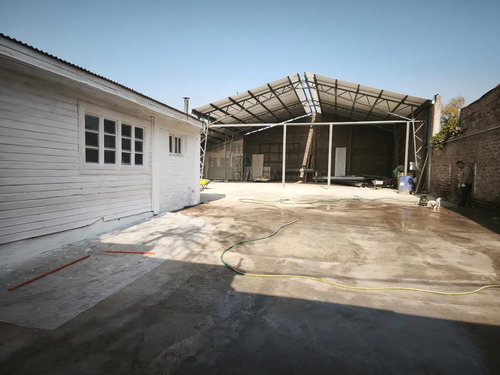 Arriendo Bodega  Con Oficinas  520 M2 Uso Industrial
