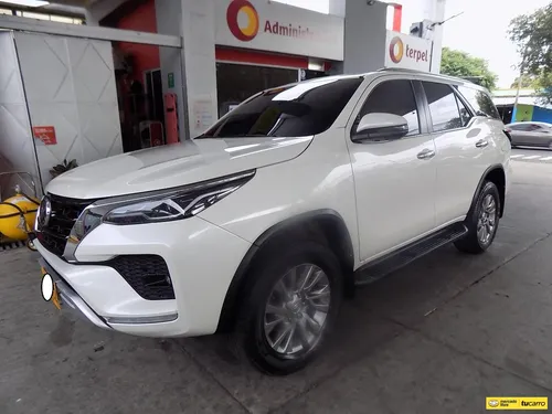 Toyota Fortuner Srv