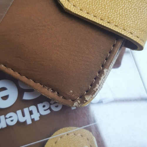 Imagen 4 de 5 de Funda Microcase Sobre Ecocuero Handcrafted Hc 5 Celulares