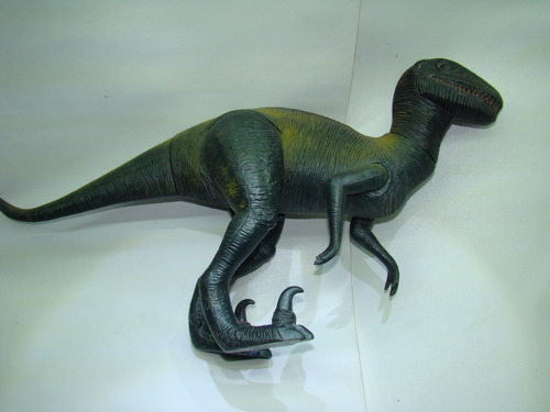 Dinosaurio Bootleg Velociraptor