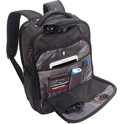 Kenneth Cole Reaction The Brooklyn Commuter 15 Rfid Laptop M