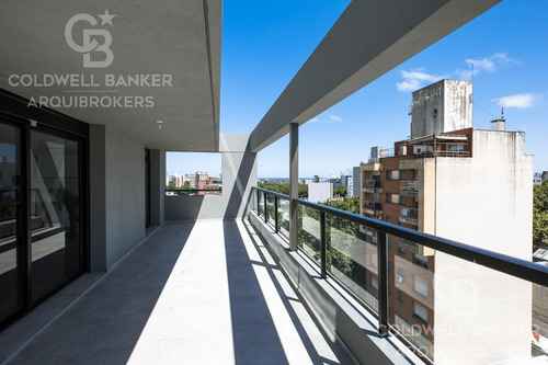 Apartamento Penthouse De 1 Dormitorio En Venta En Cordón