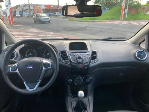 New Fiesta Hatch Titanium 1.6 Mecanico
