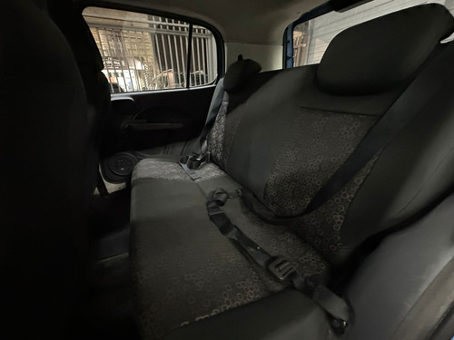 Fiat Uno 1.0 Vivace Flex 5p