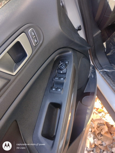 Imagen 10 de 12 de Ford Ecosport 2022 1.5 Se 123cv 4x2 Manual