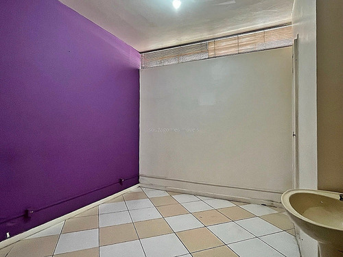 Imagem 11 de 13 de Ref.: 8020 - Loja - Centro (venda) - 12413