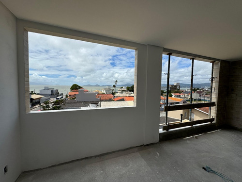 Cobertura 4 Quartos No Coração De Florianópolis