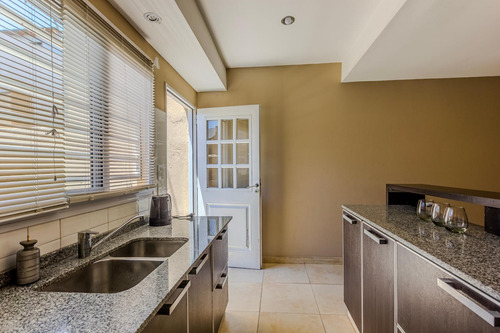 Casa En Ciudad Evita - Duplex - 2 Dormitorios - Cochera