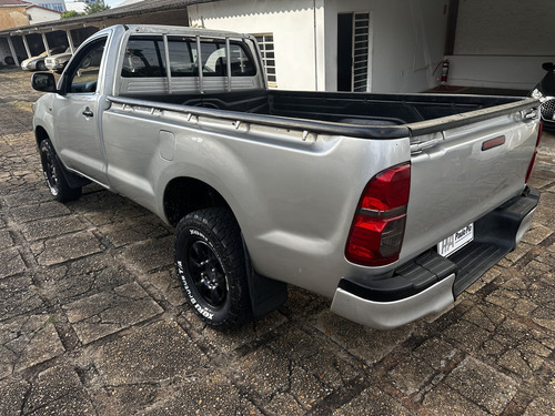 Toyota Hilux 3.0 Cab. Simples 4x4 2p