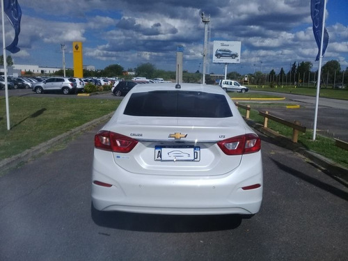 Chevrolet Cruze 1.4 Ltz Sedan 4p Mb
