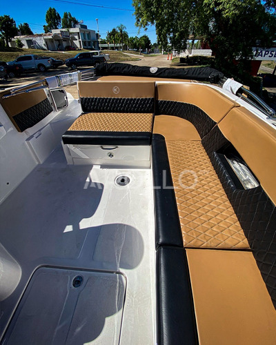 Imagen 14 de 18 de Kalse A K2400 Mercruiser 250hp
