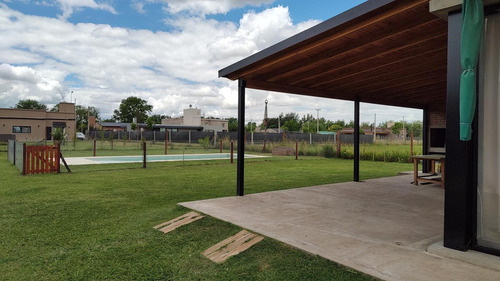 Casa Chalet En Venta En Pucará Los Búhos, Roldán, San Lorenzo