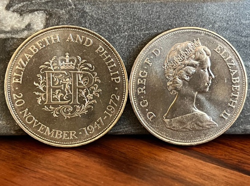 Moeda Oficial Inglaterra 1972 Bodas Prata Elizabeth E Philip