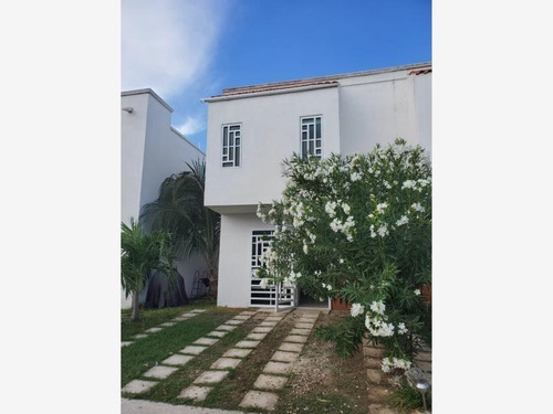 Imagen 3 de 12 de Casa Sola En Venta Playa Azul