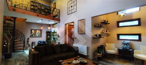 Parcela 5.000mt2 - Casa 5d 4b - 500mt2 - Puerto Varas