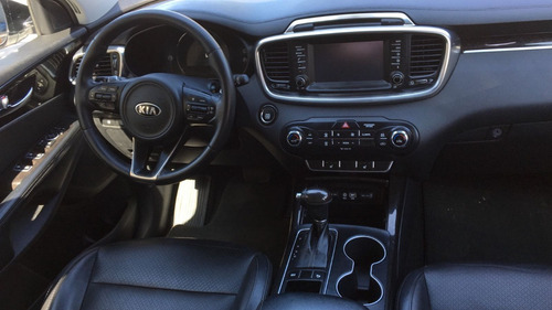 Imagen 6 de 13 de Kia Sorento Ex Pack 3.3 Lts 2017