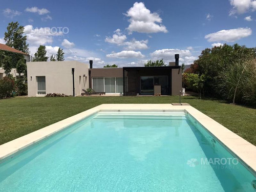 Imagen 18 de 22 de Casa En Venta En San Benito - Maroto Propiedades