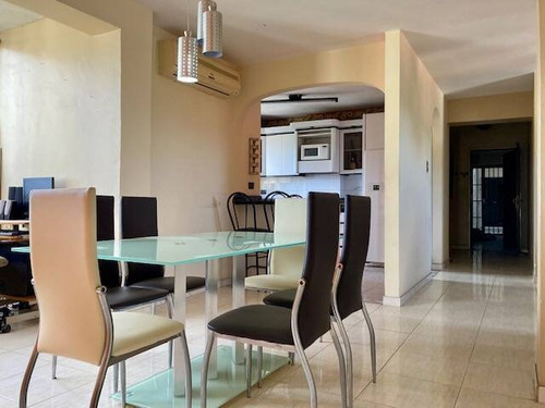 Imagen 6 de 14 de 153165 Yackeline Tovar 0414-5831984 Venta Apartamento Res Las Bermudas