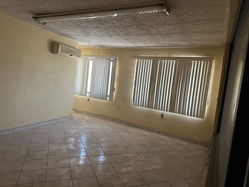 Local Comercial En Venta Col . El Refugio Gómez Palacio Durango