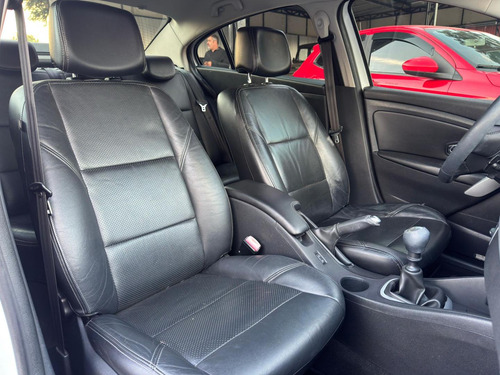 Renault Fluence 2.0 Dynamique 16v Flex 4p Manual