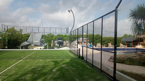 Venta De Villa Con Muelle En Zona Hotelera De Cancun