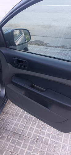 Imagen 10 de 20 de Ford Focus Trend 1.6 Modelo 2011 Con G.n.c 130.000 Km V.t.v