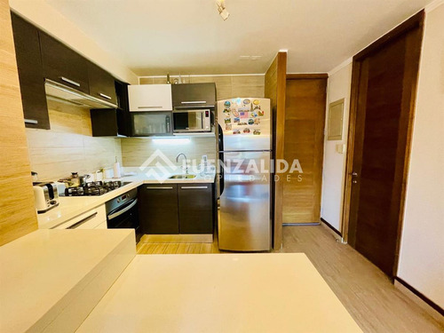 Departamento En Venta Gran Terraza De 2 Dorm. En La Dehesa