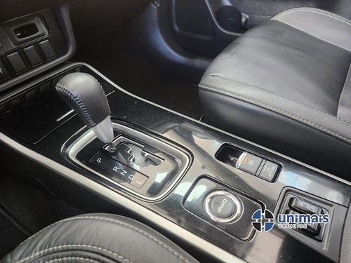 Mitsubishi Outlander 2.2 MIVEC DI-D DIESEL HPE-S AWD AUTOMÁTICO