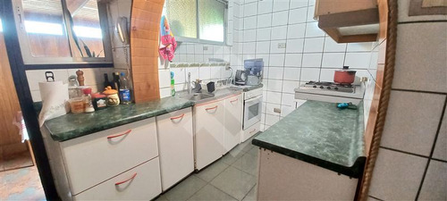 Casa En Venta De 5 Dormitorios En La Reina